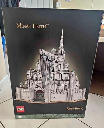 Lego Set - 11377 - The Lord of the Rings - Minas Tirith, Nieuw