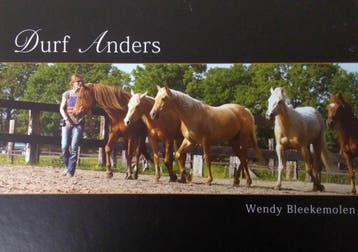 Durf anders - Wendy Bleekemolen 9789081953108, Boeken, Verzenden, Zo goed als nieuw, Wendy Bleekemolen