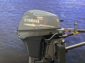 “ Yamaha 9.9 pk buitenboordmotor | Nieuwstaat “, Watersport en Boten, 5 tot 10 pk, Viertaktmotor, Ophalen of Verzenden, Zo goed als nieuw