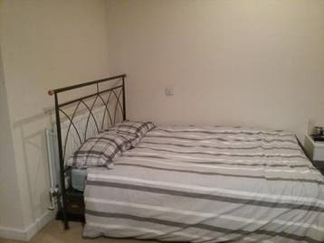 Te Huur Kamer Groepstraat In Rotterdam, Huizen en Kamers, Kamers te huur, Minder dan 20 m², Rotterdam