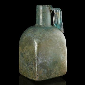 Oud-Romeins vierkante glazen fles, groot, Antiek en Kunst