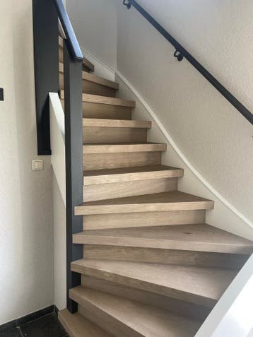 Oktober Woonmaand - Brugman Traprenovatie, Garantie, Trappen