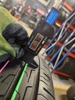 215/55/17 94V CONTINENTAL ZOMERBANDEN 6,8MM PROFIEL 4X, Ophalen, 17 inch, Band(en), Personenwagen