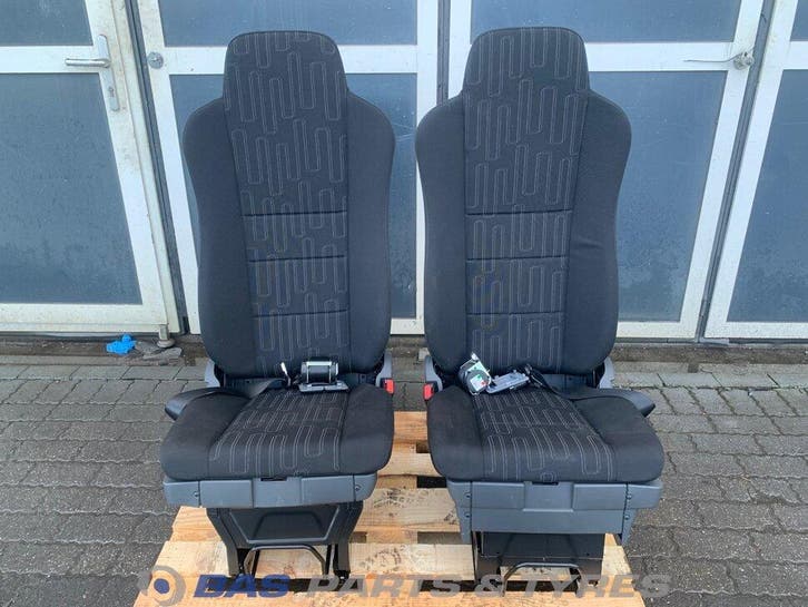 Stoelen set Mercedes A 967 910 10 03, Auto-onderdelen, Vrachtwagen-onderdelen, Gebruikt, Mercedes-Benz, Interieur en Bekleding