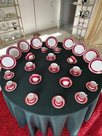 Spode - Royal-Rot mit GOLD-Dekoration - Koffie- en
