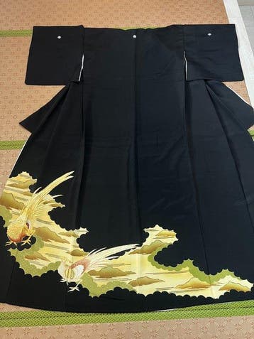 Zijden zwarte kimono met mouwen - Japan - Halverwege de