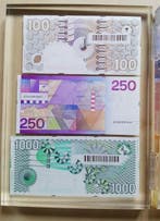 Nederland gulden set in plexiglas 1435 gulden, Ophalen of Verzenden, 1000 gulden, Setje