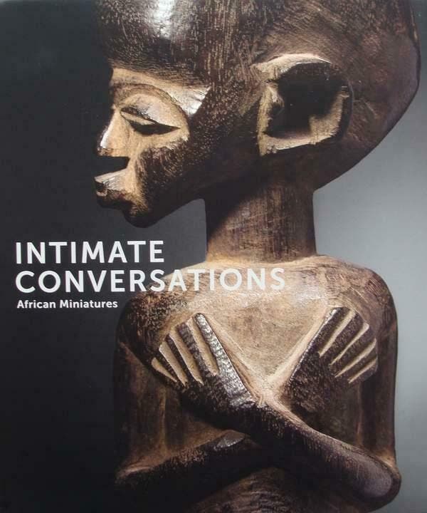Boek : Intimate Conversations - African miniatures, Antiek en Kunst, Kunst | Niet-Westerse kunst