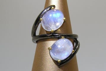 Maansteen ring - Hoogte: 26.4 mm - Breedte: 22.1 mm- 7 g -