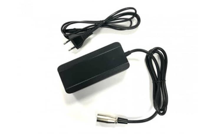 Acculader XLR 3-pins Neutrik 36 Volt / 2 Ah, Fietsen en Brommers, Fietsonderdelen, Nieuw, Verzenden