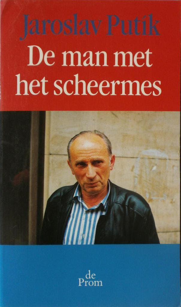 De man met het scheermes - Putik 9789068012897, Boeken, Romans, Gelezen, Verzenden