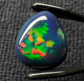 Opaal Cabochon- 2.59 g