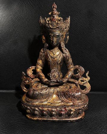 Zittend Beeld van de Viergezichtige Vairocana Boeddha -