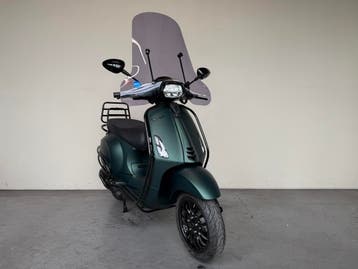Vespa Sprint Brom 45 km/h, BWJ 2022, Candy Cobra Green, Gebruikt, Ophalen of Verzenden, Benzine, Vespa