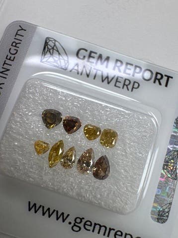 Zonder minimumprijs - 9 pcs Diamant (Natuurlijk gekleurd) -, Nieuw