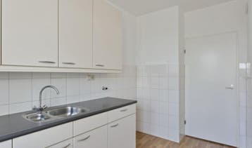 Te Huur 2 Kamer Appartement Eenhoornsingel In Maastricht, Huizen en Kamers, Direct bij eigenaar, Limburg, Maastricht, Appartement