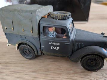 Model militair voertuig - Austin Tilly (version RAF) -, Nieuw