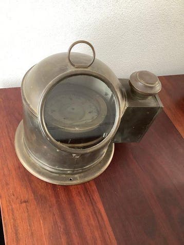 Maritieme objecten - Sestrel - Messing- Met petroleumbrander