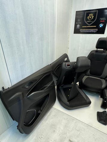 Bekledingset compleet met stoelverwarming Opel Grand X 2019, Auto-onderdelen, Interieur en Bekleding, Gebruikt, Opel