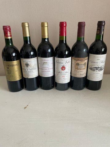 1986 Château La Renaissance, 2000 Chateau Jullian, 2001, Nieuw