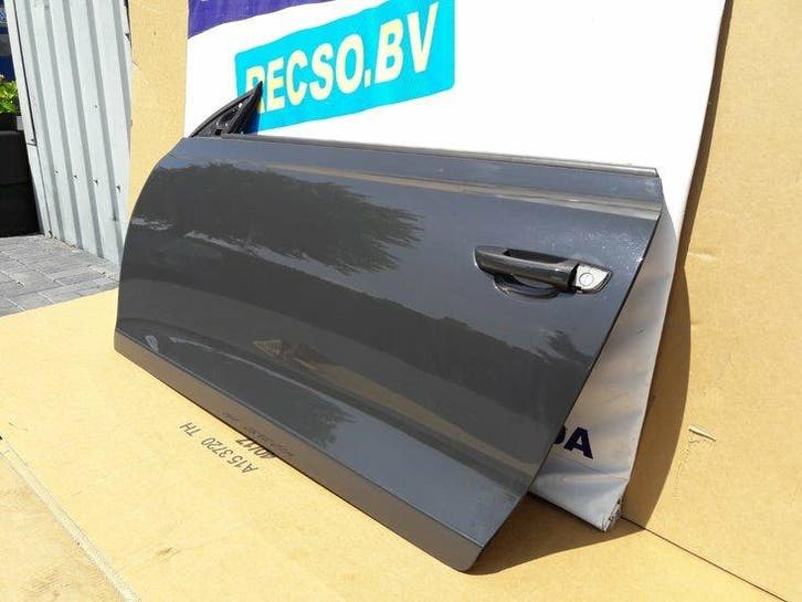 Scirocco Deur portier Links Urano Grey LI7F, Auto-onderdelen, Carrosserie en Plaatwerk, Verzenden