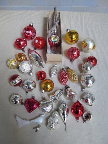 Kerstballen (31) - Antieke en vintage glazen kerstballen en, Diversen, Nieuw