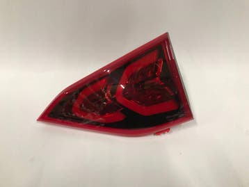 SsangYong Korando V 19- rechter binnenlamp LED, Auto-onderdelen, Verlichting, Verzenden, Gebruikt
