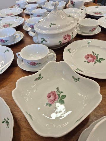 Hutschenreuther - Eetservies voor 12 (44) - Porselein - Roze