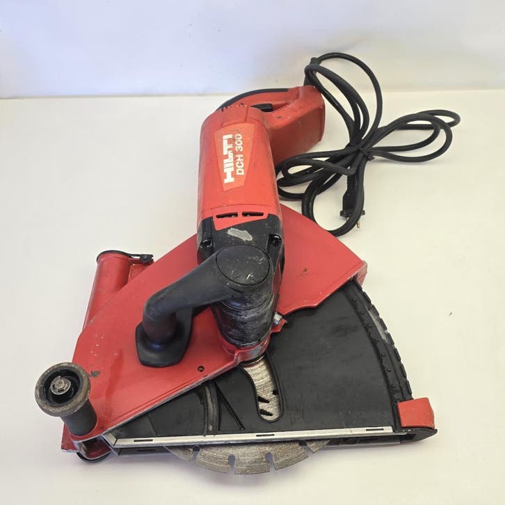 Hilti DCH 300 Elektrische Doorslijpmachine Incl. Koffer |, Doe-het-zelf en Verbouw, Gereedschap | Slijpmachines, Nieuw, Ophalen of Verzenden
