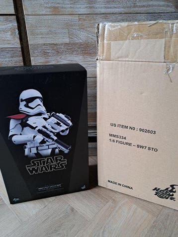 Star Wars Episode VII: The Force Awakens - Hot Toys, Nieuw