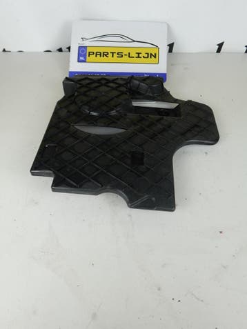 Gebruikte Timing Belt Cover Mercedes-Benz C-Class (W204) 200, Auto-onderdelen, Ophalen of Verzenden, Nieuw