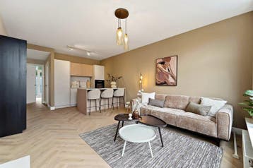 Huis te huur aan Herderinnestraat in Den Haag, Huizen en Kamers, Huizen te huur, Tussenwoning, Zuid-Holland
