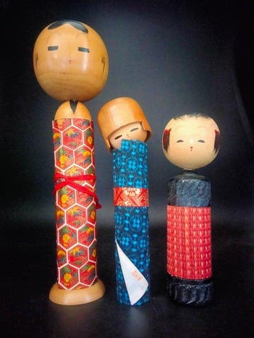 Beeldje, 3 vintage kokeshi verschillende formaten