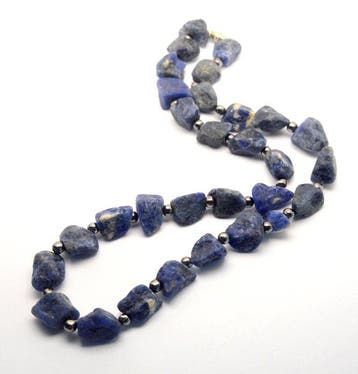 Blauwe sodaliet - ruwe stenen - 69,8 g - Halsketting