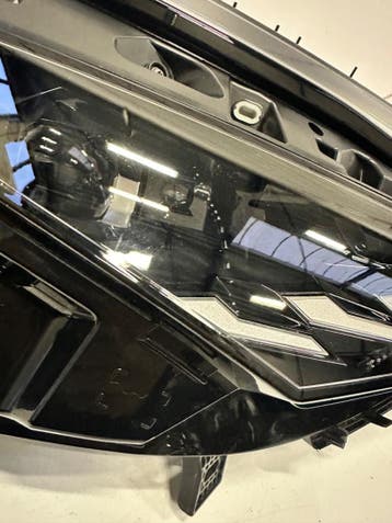 NISSAN QASHQAI J12 FULL LED KOPLAMP 26010HN10A, Auto-onderdelen, Ophalen, Gebruikt, Nissan