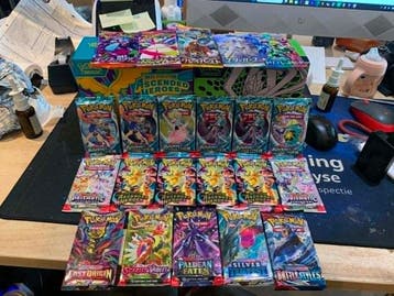 Pokémon - 1800 Bulk kaarten Reverse holo, Holo, Hobby en Vrije tijd, Verzamelkaartspellen | Pokémon, Nieuw