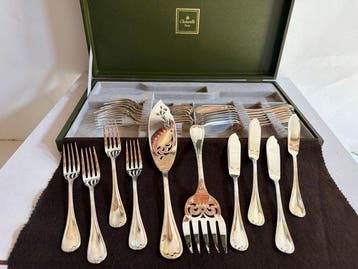 Christofle - Visbestekset voor 12 personen (26) - Model