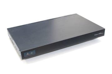 Cisco series 2500 Cisco 2501 Ethernet/Dual Serial Router, Ophalen of Verzenden, Zo goed als nieuw