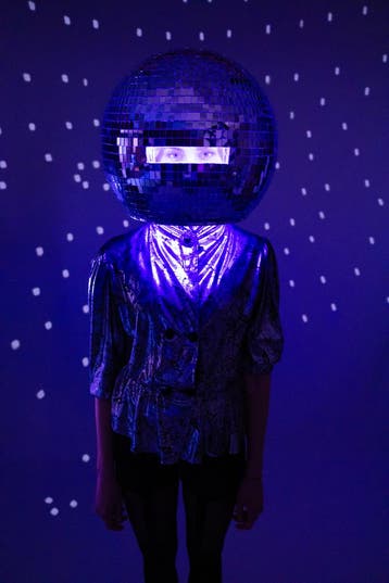 Discobal Hoofd Volwassenen Ø 40 cm LED Disco Head Spiegeltje, Ophalen of Verzenden, Nieuw, Feestartikel, Carnaval