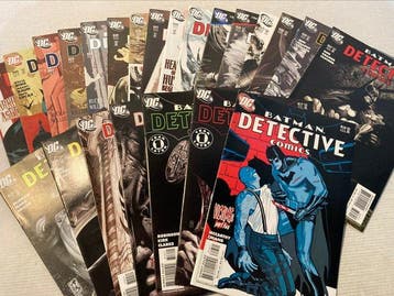 Detective Comics (1937) Featuring Batman 23 comics in Range, Nieuw