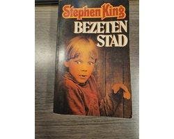 Boek De bezeten stad 9789020410082, Boeken, Verzenden, Zo goed als nieuw