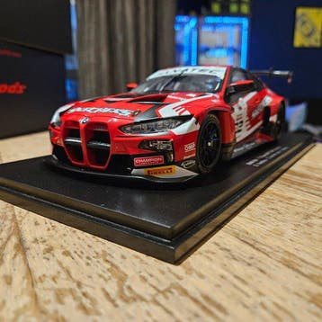 Spark 1:18 - Model raceauto - BMW M4 GT3 Team WRT 24H Spa, Nieuw