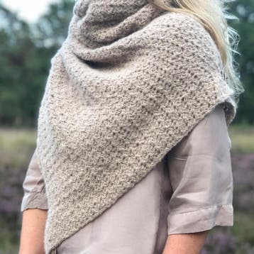Haakpatroon Super Soft Alpaca Wrap met riempje - Handmadej, Ophalen of Verzenden, Nieuw