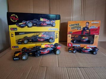 Bburago 1:24 - Modelauto (2) - Red Bull Racing - RB13 &, Hobby en Vrije tijd, Modelauto's | 1:5 tot 1:12, Nieuw