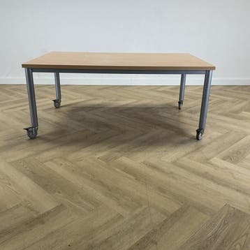 Klassehout verrijdbare schooltafel (hxbxd) 58x140x92 cm,, Ophalen of Verzenden, Gebruikt
