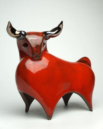 Urszula Despet - sculptuur, Red Bull - 14 cm - Keramiek -