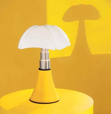 Martinelli Luce - Gae Aulenti - Lamp - Pipistrello Med Pop -