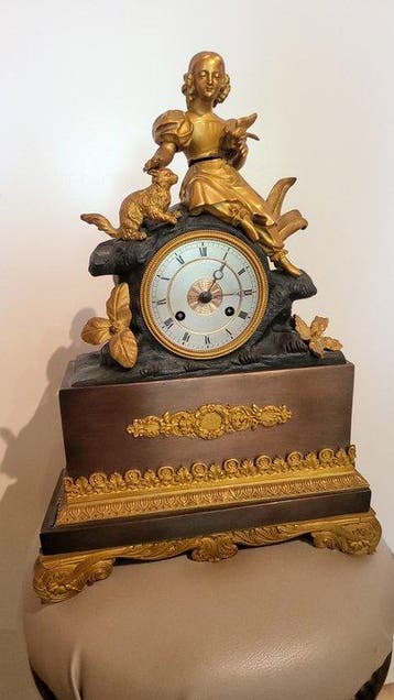Figurale pendule Empire Brons, Messing - 1800-1850