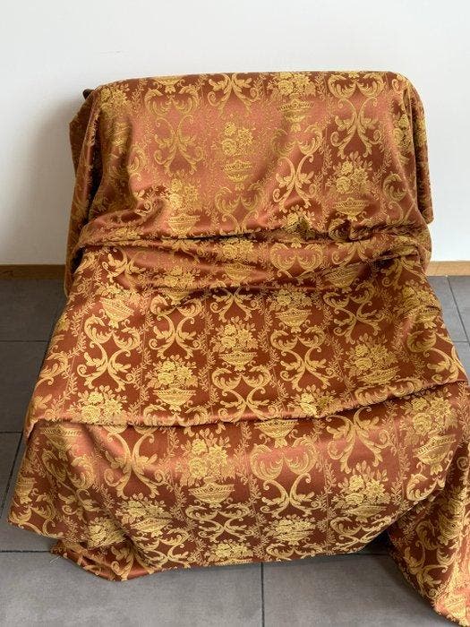 Barokke elegantie met bloemrijke zuilen - Meubelstof - 4 m -, Antiek en Kunst, Antiek | Kleden en Textiel