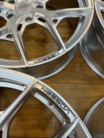 Velgen Vossen HF-5 Style Silver Brushed – HP Parts, Nieuw, Personenwagen, Velg(en)